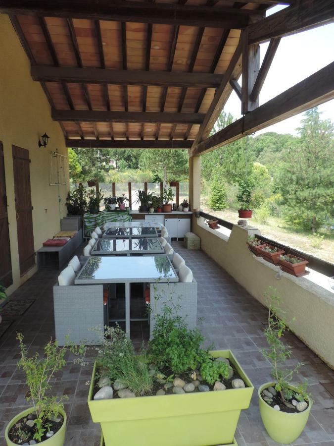 Les Deux Lions Hotel Alairac ภายนอก รูปภาพ